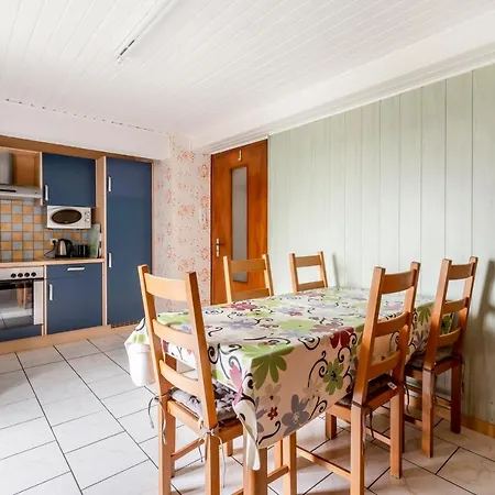 Holiday home Maison Accueillante A Avec Jardin Clos Dabo