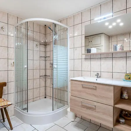 Holiday home Maison Accueillante A Avec Jardin Clos