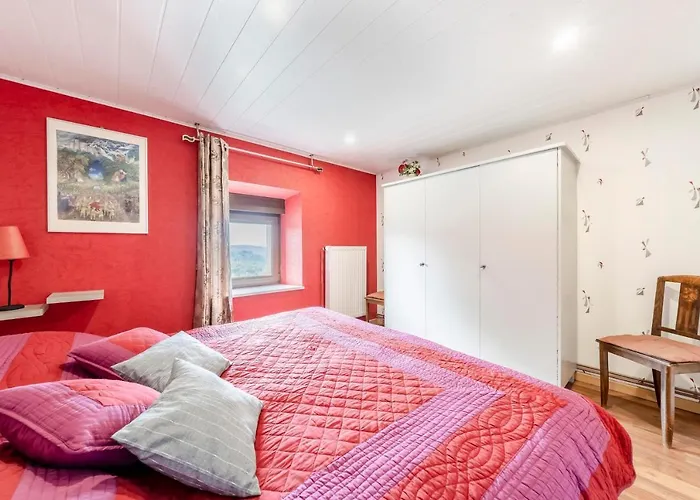 Vakantiehuis Maison Accueillante A Avec Jardin Clos *